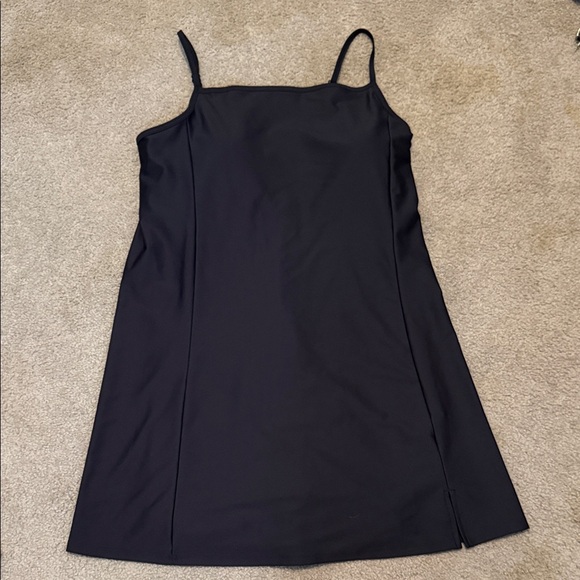 Old Navy Athletic Black Mini Dress - Picture 1 of 6